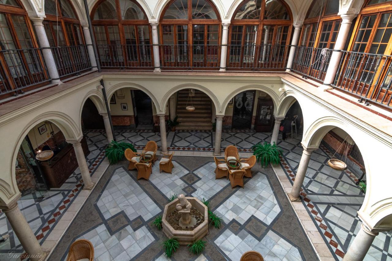 Palacio Marques De La Gomera Osuna Extérieur photo