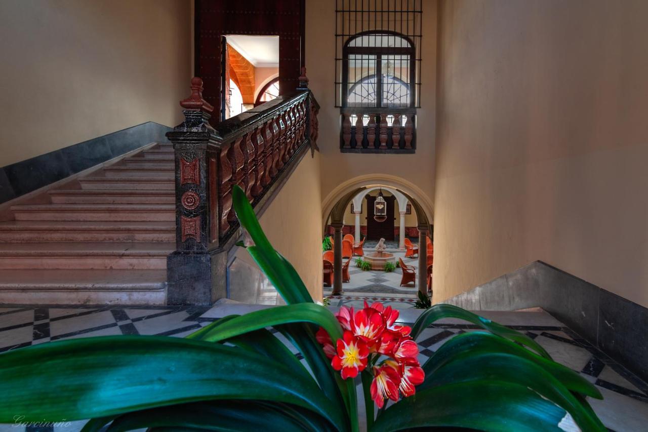 Palacio Marques De La Gomera Osuna Extérieur photo