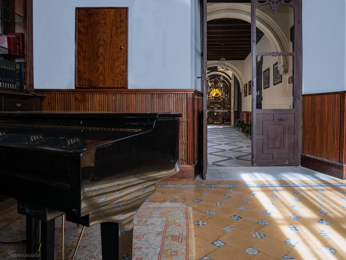 Palacio Marques De La Gomera Osuna Extérieur photo
