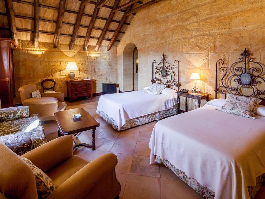 Palacio Marques De La Gomera Osuna Extérieur photo